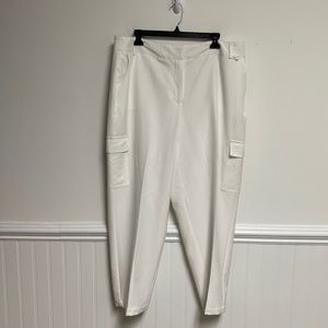 Lane Bryant Women’s White ankle cargo pants Pockets size 16